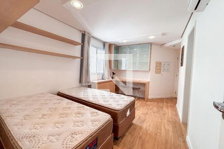 Suíte 1 de apartamento para alugar com 2 quartos, 90m² em Cerqueira César, São Paulo