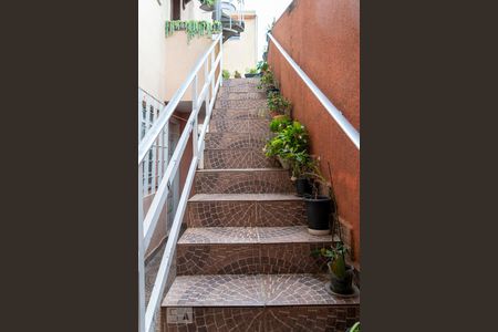 Escada de entrada Casa 1 de casa à venda com 4 quartos, 206m² em Baeta Neves, São Bernardo do Campo