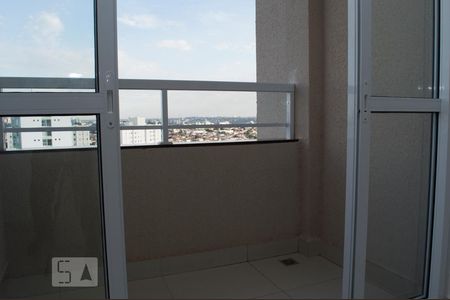 Sacada de apartamento para alugar com 2 quartos, 60m² em Presidente Roosevelt, Uberlândia