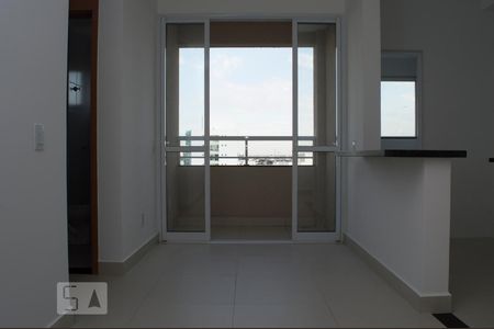 Sala de apartamento para alugar com 2 quartos, 60m² em Presidente Roosevelt, Uberlândia