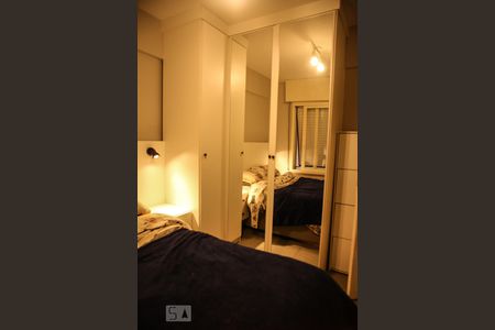 Quarto de apartamento à venda com 1 quarto, 46m² em Centro Histórico, Porto Alegre