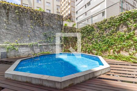 Apartamento à venda com 104m², 2 quartos e 1 vaga Apartamento à venda com 104m², 2 quartos e 1 vagaÁrea comum - Piscina