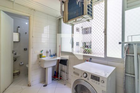 Apartamento à venda com 104m², 2 quartos e 1 vaga Apartamento à venda com 104m², 2 quartos e 1 vagaCozinha e Área de Serviço