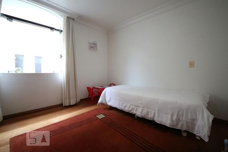 Casa à venda com 365m², 4 quartos e 4 vagasQuarto 1