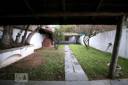 Casa à venda com 365m², 4 quartos e 4 vagasQuintal 