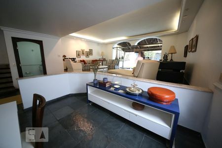 Sala  de casa à venda com 4 quartos, 365m² em Jardim dos Estados, São Paulo