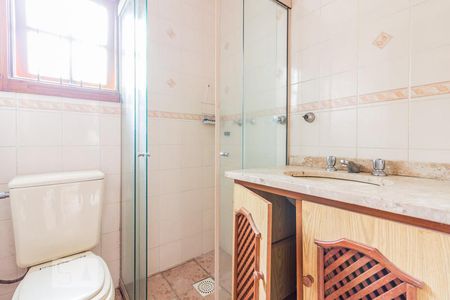 Casa à venda com 460m², 4 quartos e 4 vagasBanheiro Social