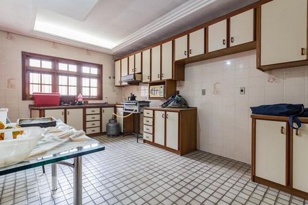 Casa à venda com 460m², 4 quartos e 4 vagasCozinha