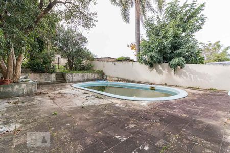 Casa à venda com 460m², 4 quartos e 4 vagasPiscina