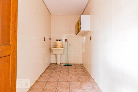 Casa à venda com 460m², 4 quartos e 4 vagasDetalhe da area de serviço