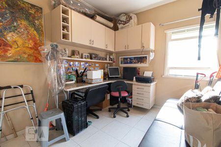 Apartamento à venda com 270m², 4 quartos e 2 vagasQuarto de Serviço 1