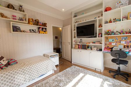 Apartamento à venda com 270m², 4 quartos e 2 vagasQuarto 2