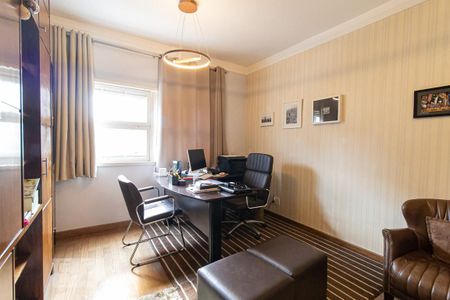 Apartamento à venda com 270m², 4 quartos e 2 vagasEscritório