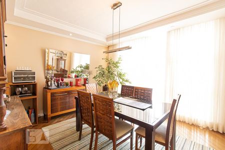 Apartamento à venda com 270m², 4 quartos e 2 vagasSala