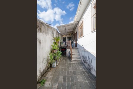 Casa à venda com 279m², 4 quartos e 4 vagas Casa à venda com 279m², 4 quartos e 4 vagasbarracão fundos