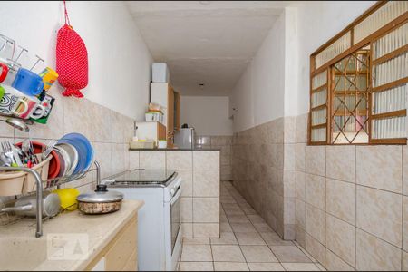 Casa à venda com 279m², 4 quartos e 4 vagas Casa à venda com 279m², 4 quartos e 4 vagasCozinha - barracão fundos