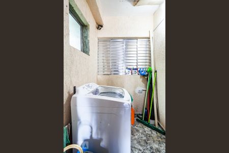 Casa à venda com 425m², 3 quartos e 1 vaga Casa à venda com 425m², 3 quartos e 1 vagaLavanderia