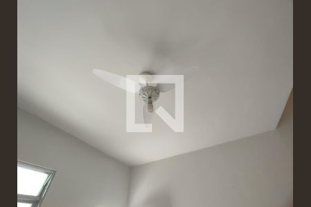 1º Pav - Sala de casa para alugar com 2 quartos, 108m² em Curicica, Rio de Janeiro