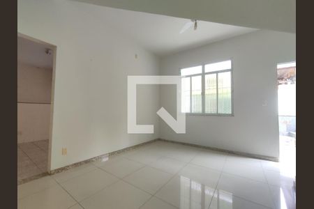 1º Pav - Sala de casa para alugar com 2 quartos, 108m² em Curicica, Rio de Janeiro