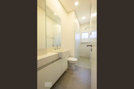 Casa à venda com 150m², 3 quartos e 2 vagasBanheiro Social