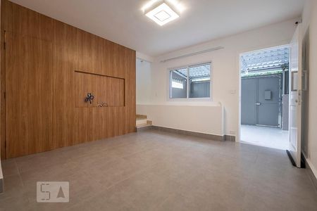 Sala de casa à venda com 3 quartos, 150m² em Perdizes, São Paulo