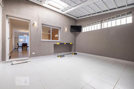 Fachada de casa à venda com 3 quartos, 150m² em Perdizes, São Paulo