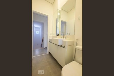 Casa à venda com 150m², 3 quartos e 2 vagasBanheiro Social