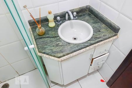 Casa à venda com 225m², 3 quartos e 3 vagasBanheiro Social 