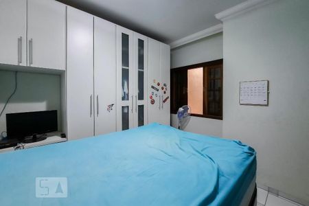 Casa à venda com 225m², 3 quartos e 3 vagasQuarto 2