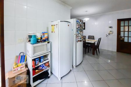 Casa à venda com 225m², 3 quartos e 3 vagasCozinha