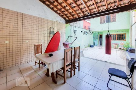 Casa à venda com 225m², 3 quartos e 3 vagasQuintal