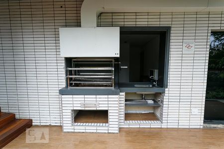 Apartamento para alugar com 300m², 4 quartos e 4 vagasÁrea comum - Churrasqueira