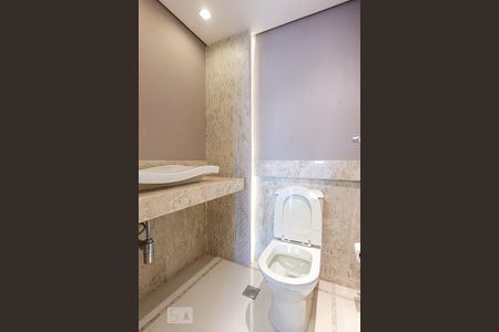 Apartamento para alugar com 300m², 4 quartos e 4 vagasLavabo