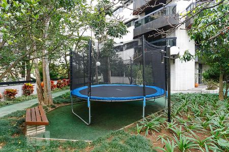 Apartamento para alugar com 300m², 4 quartos e 4 vagasÁrea Comum - Playground