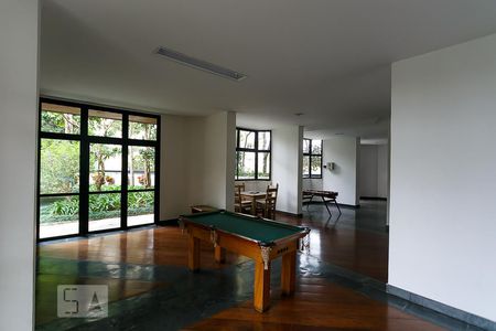 Apartamento para alugar com 300m², 4 quartos e 4 vagasSalão de jogos