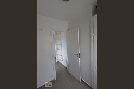 Apartamento para alugar com 300m², 4 quartos e 4 vagasÁrea de Serviço quarto