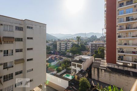 Apartamento à venda com 70m², 3 quartos e 1 vaga Apartamento à venda com 70m², 3 quartos e 1 vagaVista