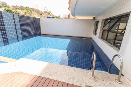 Apartamento à venda com 70m², 3 quartos e 1 vaga Apartamento à venda com 70m², 3 quartos e 1 vagaPiscina