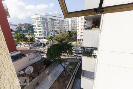 Apartamento à venda com 70m², 3 quartos e 1 vaga Apartamento à venda com 70m², 3 quartos e 1 vagaVista