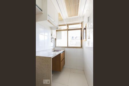 Apartamento à venda com 70m², 3 quartos e 1 vaga Apartamento à venda com 70m², 3 quartos e 1 vagaÁrea de Serviço