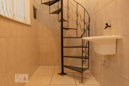 Casa para alugar com 210m², 2 quartos e 1 vaga Casa para alugar com 210m², 2 quartos e 1 vagaÁrea de serviço