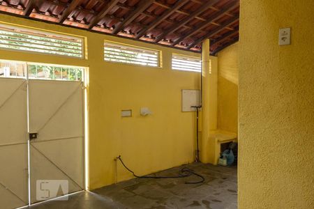 Casa para alugar com 210m², 2 quartos e 1 vaga Casa para alugar com 210m², 2 quartos e 1 vagaQuintal