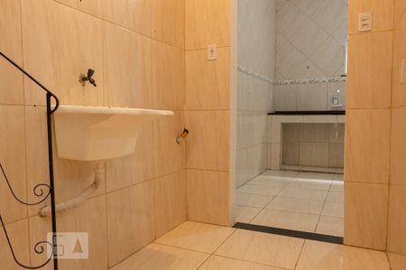 Casa para alugar com 210m², 2 quartos e 1 vaga Casa para alugar com 210m², 2 quartos e 1 vagaÁrea de serviço