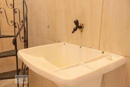 Casa para alugar com 210m², 2 quartos e 1 vaga Casa para alugar com 210m², 2 quartos e 1 vagaÁrea de serviço