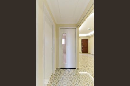 Apartamento à venda com 53m², 2 quartos e 1 vagaCorredor de Acesso