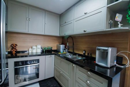 Apartamento à venda com 210m², 3 quartos e 4 vagasCozinha