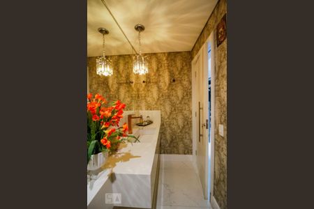 Apartamento à venda com 210m², 3 quartos e 4 vagasLavabo