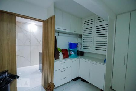 Apartamento à venda com 210m², 3 quartos e 4 vagasÁrea de Serviço