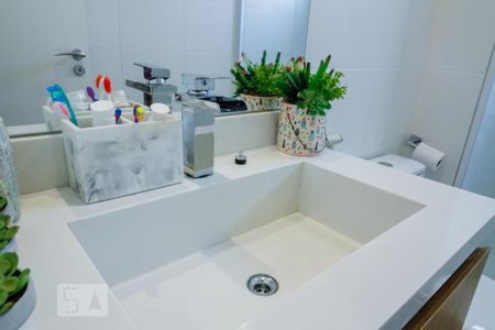 Apartamento à venda com 210m², 3 quartos e 4 vagasBanheiro Suíte 3
