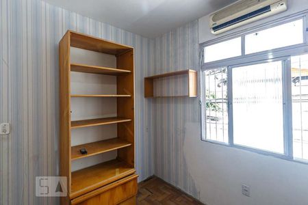 Quarto 2 de casa à venda com 5 quartos, 200m² em Centro Histórico, Porto Alegre